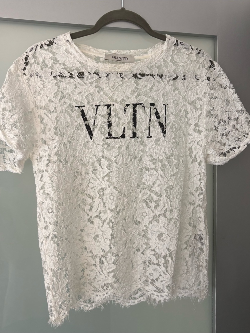 $899 Valentino White Lace VLTN Logo Short Sleeve Tee XS, US 0-6